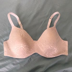 NWOT Playtex 42C Bra